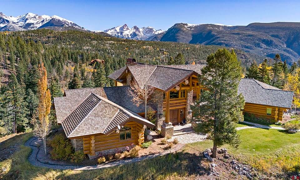 1st image of 464 Pinnacle View Drive