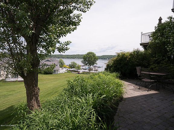 3rd image of 53 Cliffside Dr