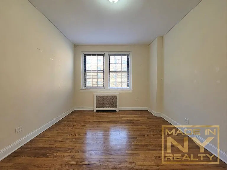 51-01 39th Ave #K11 — Photo 5