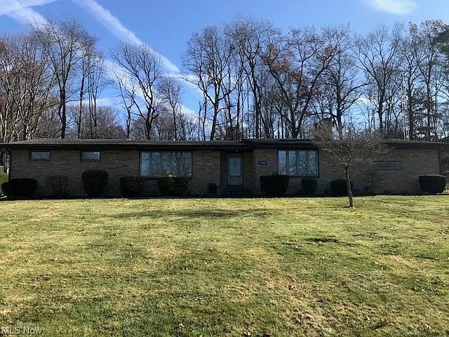 1st image of 7680 Fawn Dr NW