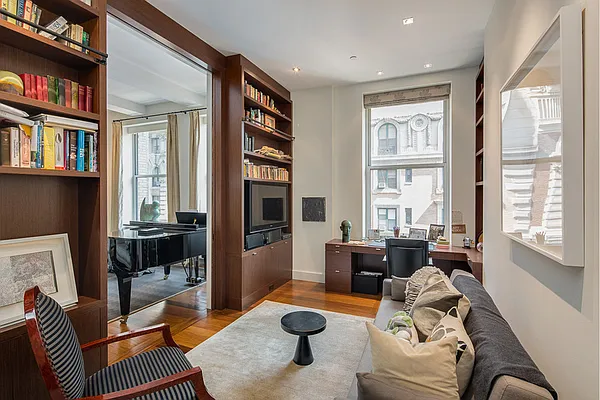 Sold by Stribling | media 17