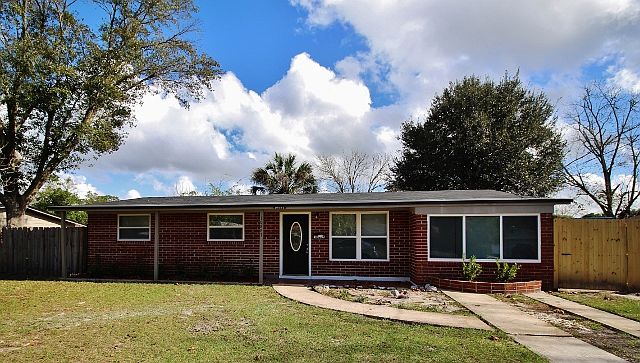1st image of 10887 Chadron Dr