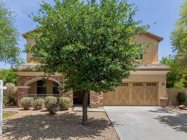 15204 W Westview Dr — Photo 2