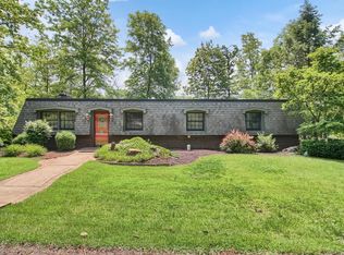 442 W Lake Dr, Edwardsville, IL
