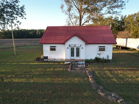 2nd image of 17232 Sandy Ridge Rd
