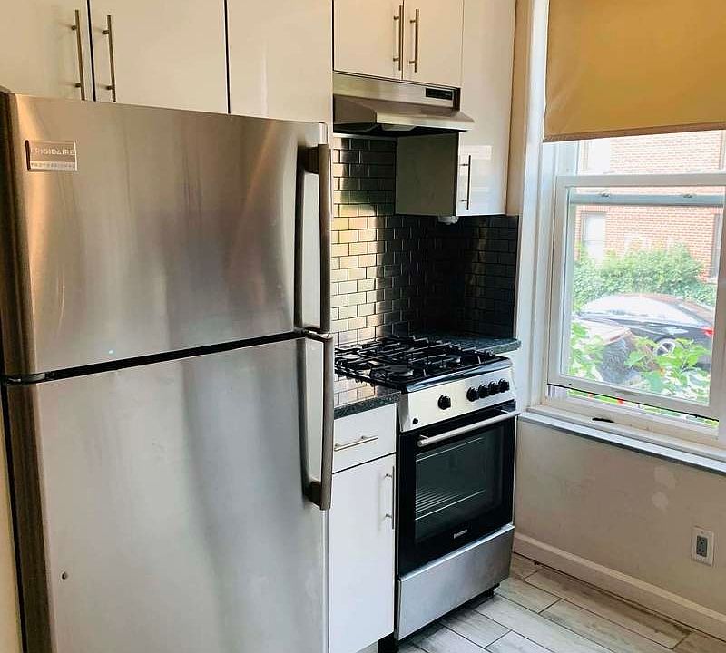 1st image of 41-03 21st Ave #2