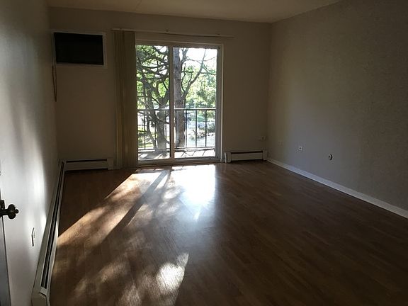 2nd image of 1666 Ishnala Dr APT 101