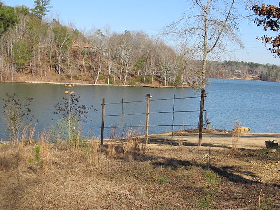 5th image of 100 Riverhills Dr