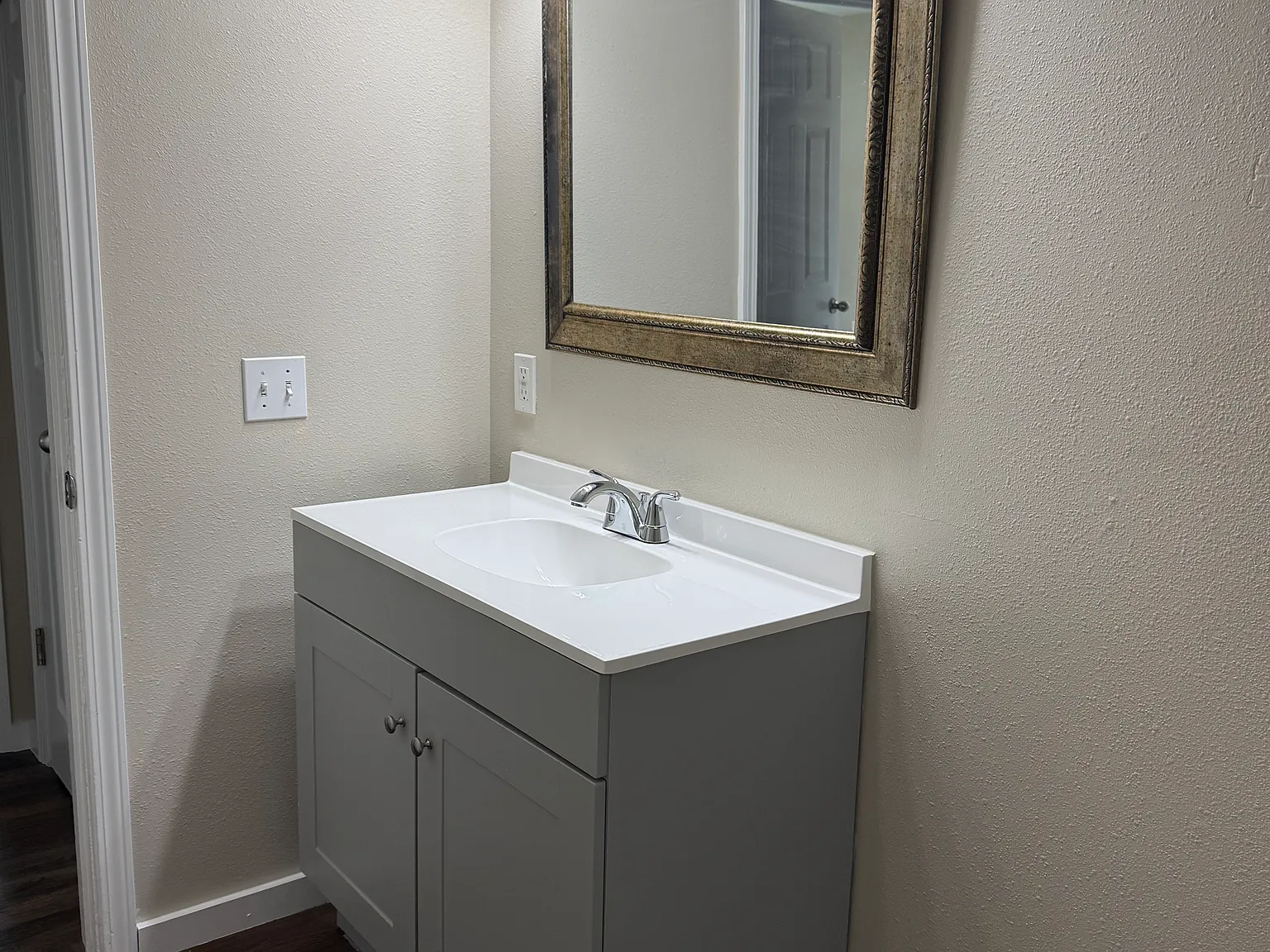 3 bed, 1400 sqft, $1,350 — Photo 4