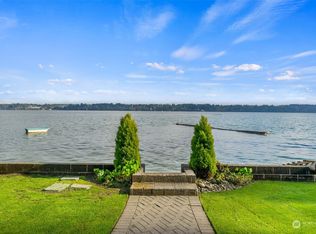 4154 Cooper Point Rd NW, Olympia, WA 98502