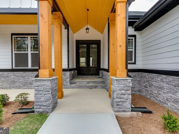 154 Bethany St, Tallapoosa, GA 30176