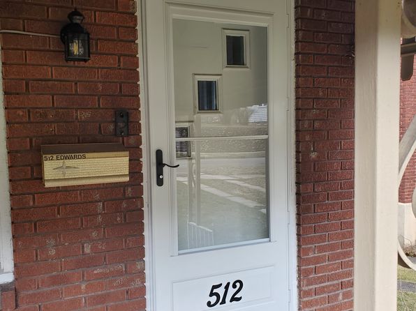 512 Edward St