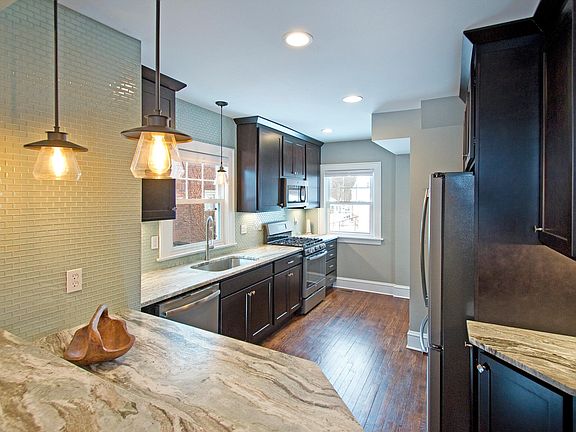 3rd image of 12611 Britton Dr