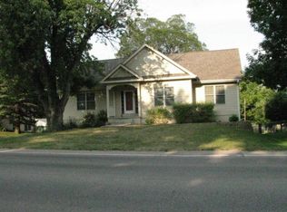 6747 NW 6th Dr, Des Moines, IA 50313