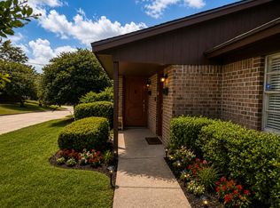 5001 Donnelly Ave, Fort Worth, TX 76107