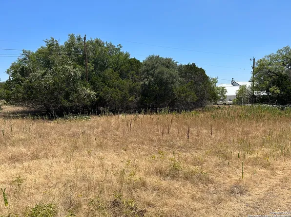 LOT 12 STONE CRST LOT 12, Bandera, TX 78003