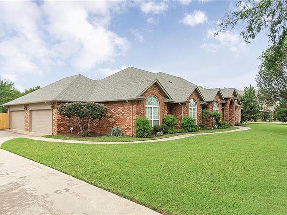 3rd image of 3301 Wimberley Dr