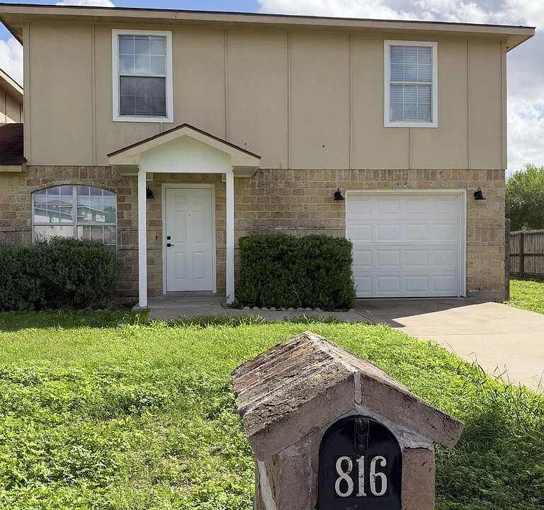 816 Sonesta Dr #2