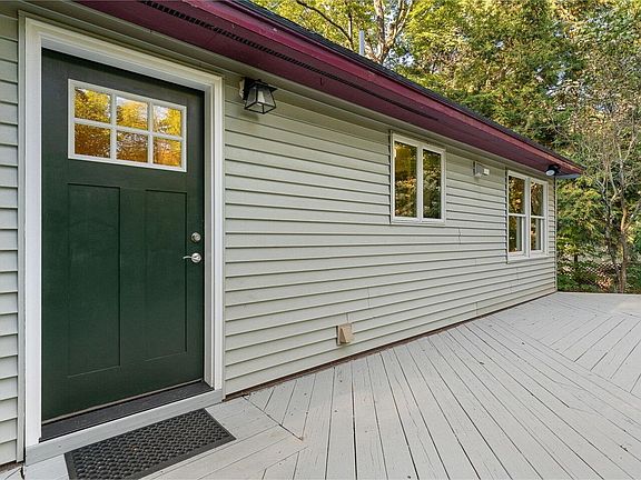 5th image of 291 Birchwood Drive