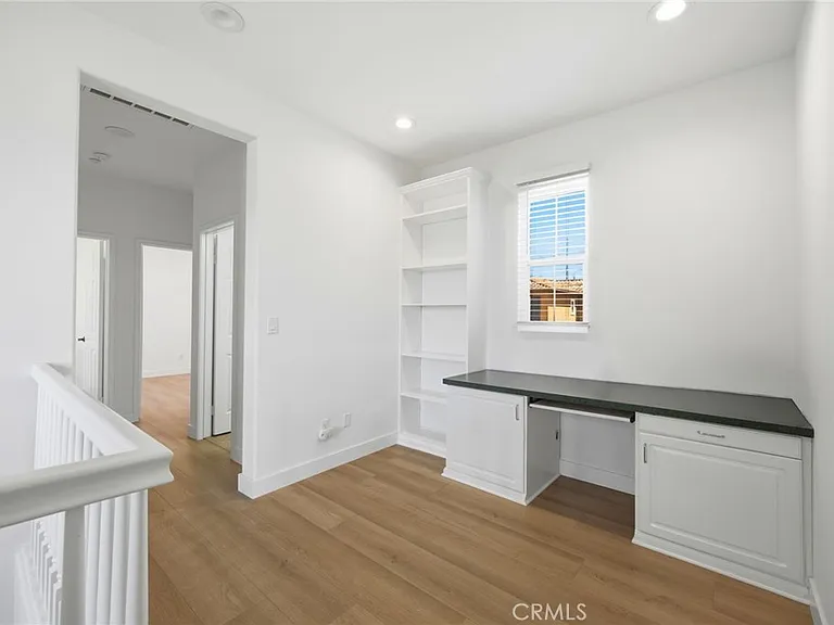 42 Paseo Vis — Photo 13