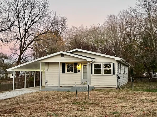 636 S Golden Avenue, Springfield, MO 65802