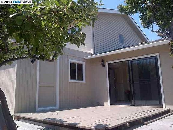 2nd image of 2444 Driftwood Way