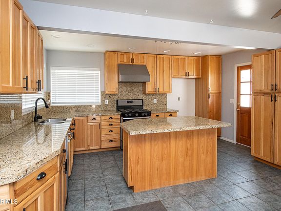 5th image of 3435 William Dr