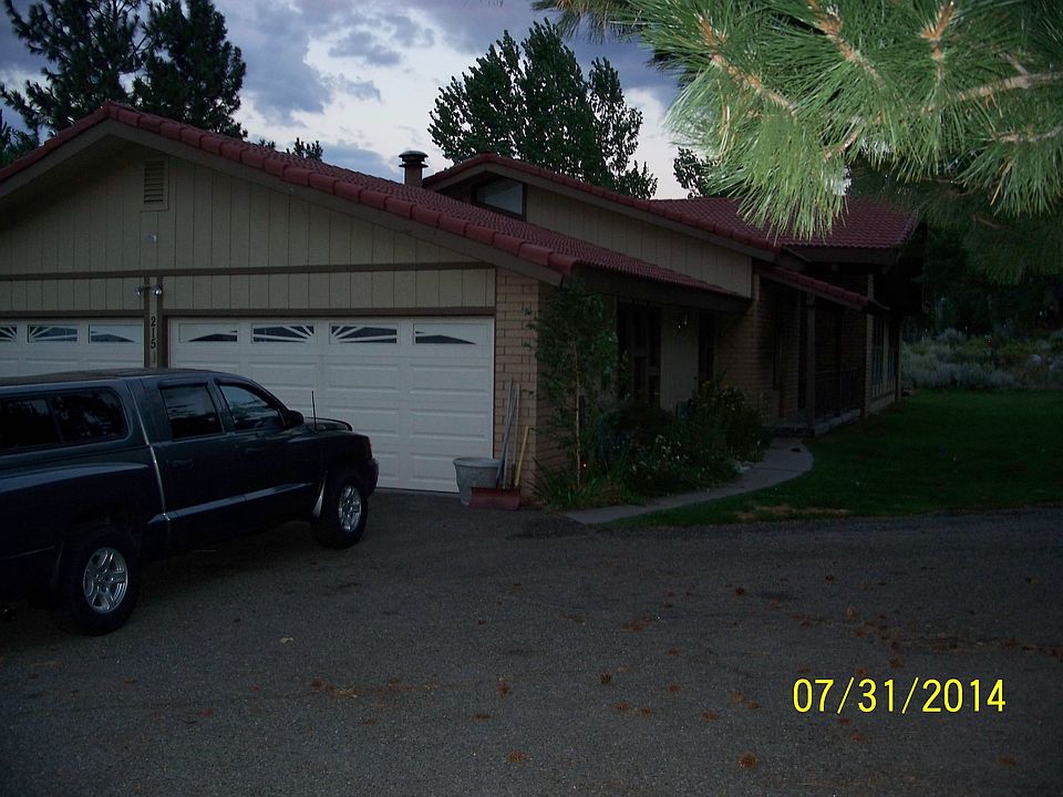 1st image of 215 Phillips - 211 Hillips Way
