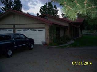215 Phillips - 211 Hillips Way, Gardnerille, NV 89460