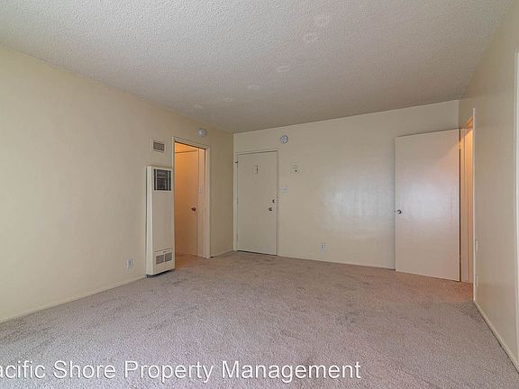 3rd image of 3159 W 11th St APT 5