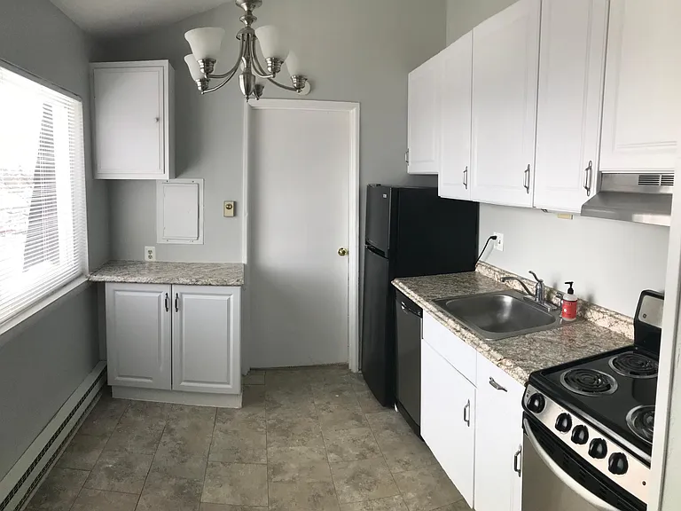 4 Farview Ave #13 — Photo 1