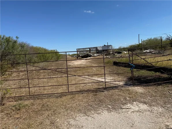 376 County Road 382, Alice, TX 78332