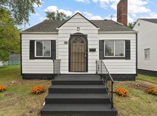 616 45th St, Gary, IN 46408