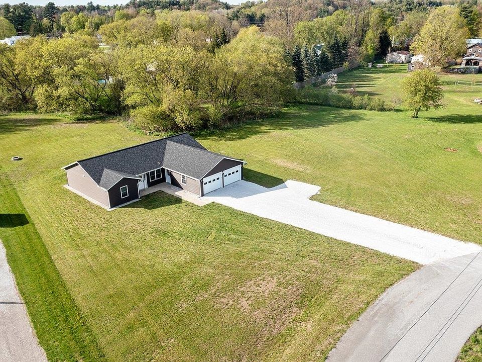 56 Boone Drive, Highgate Center, VT 05459 Zillow