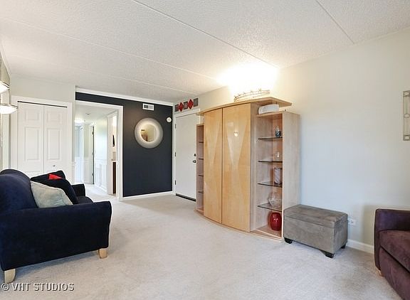 4th image of 474 Valley Dr APT 201