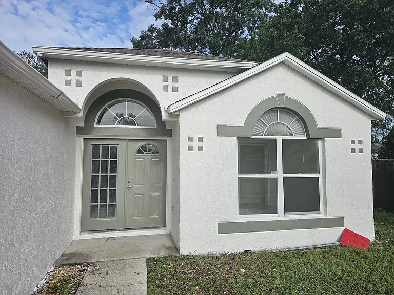 538 Beasley Ct — Photo 2