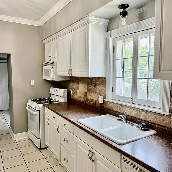 6516 W Park Ave — Photo 8