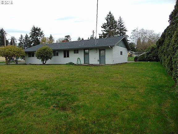 4th image of 4900 NE 20th Ave