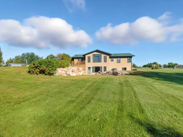 8695 Dosh Ln, Fort Ripley, MN 56449