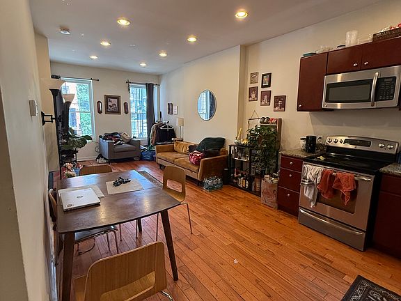 5th image of 3202 Hamilton St #1