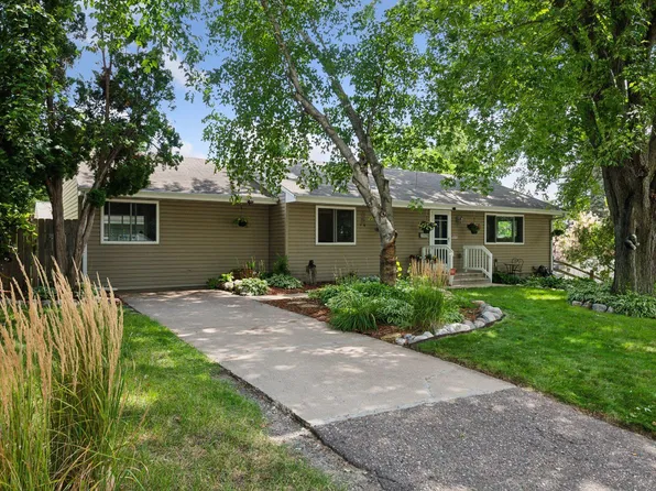 545 3rd Ave NW, New Brighton, MN 55112