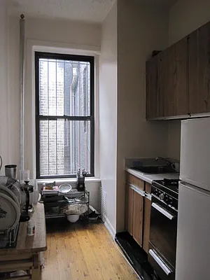 Rented by City Connections Realty | media 9