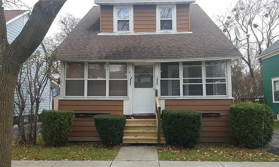 1st image of 418 Helen St