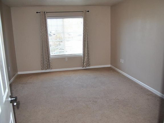5th image of 1590 Bullpen Way