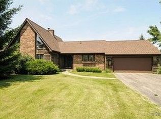 23976 W Meadow Ln, Grayslake, IL 60030