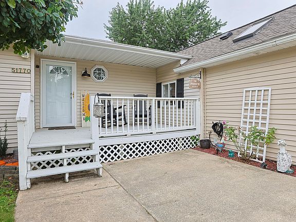 3rd image of 51770 Easy St