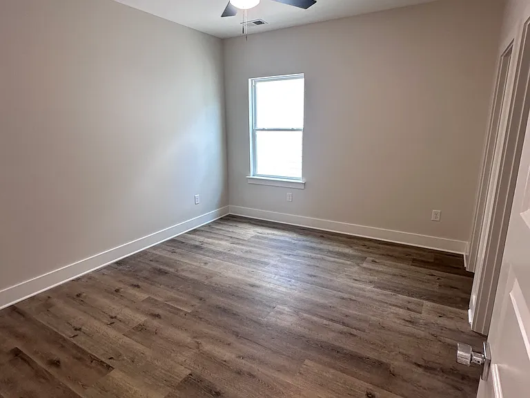 Each Bedroom Has En-Suite Bath and Walk-In Closet
