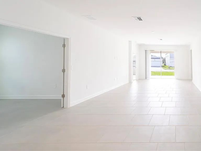 4032 Redbridge Loop — Photo 14