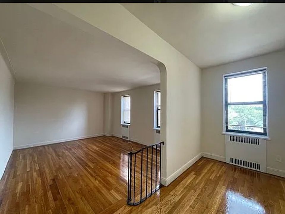 1st image of 92-29 Queens Blvd #4