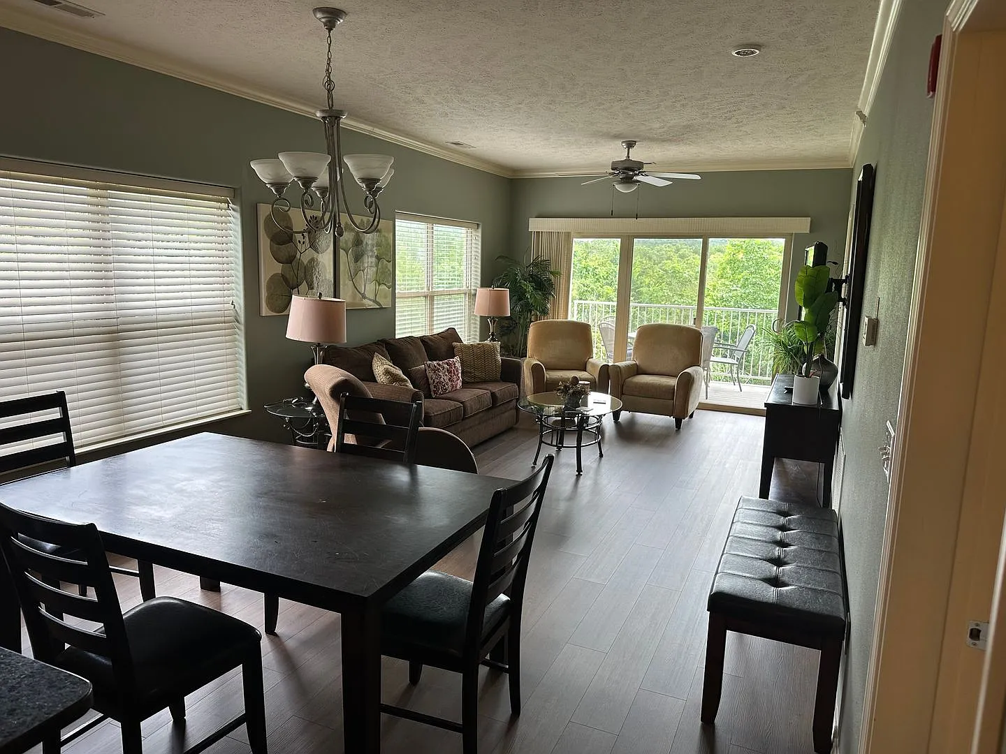 Move in Summer Special - Free Rent - Furnished 2 Bedroom 2 Bath Executive Apartment on Table Rock... — Photo 4